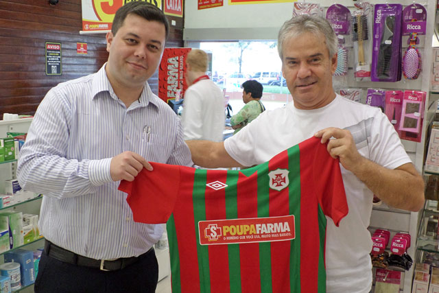 Segundona: Torcedores acompanham vitória e ganham camisa da Portuguesa Santista