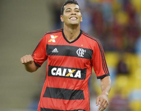 Flamengo repudia agressão ‘criminosa’ a André Santos