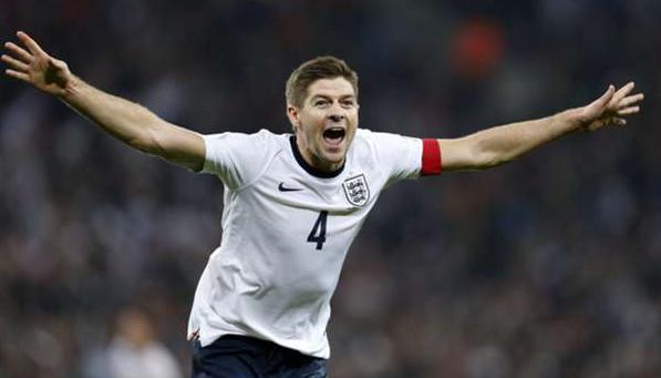 Gerrard é o terceiro jogador com mais jogos pela Inglaterra