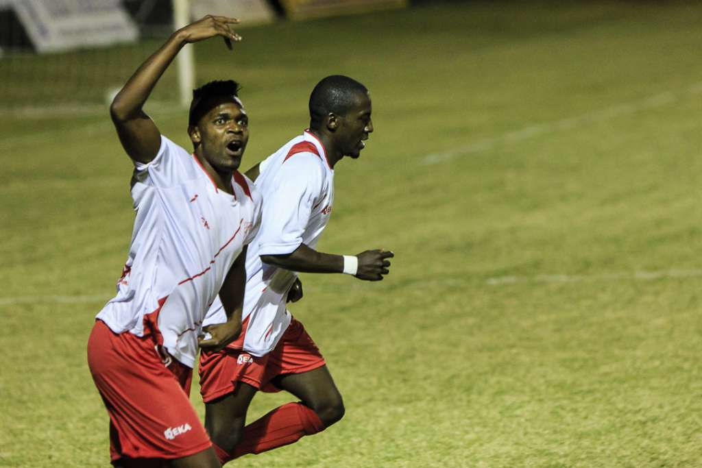 Copa Paulista: Batatais não perdoa a fragilidade da Santacrunse e goleia em sua estreia em casa