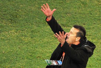 Dunga volta humilde e diz: ‘Não somos mais os melhores’