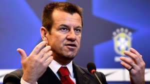 Dunga colecionou encrencas em quatro anos na Seleção
