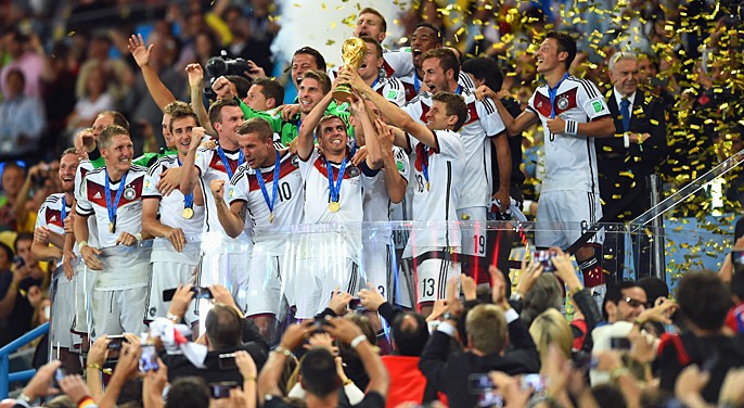 Lahm diz que decidiu por deixar seleção antes da Copa