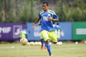 Série C: Caxias acerta com Max Pardalzinho