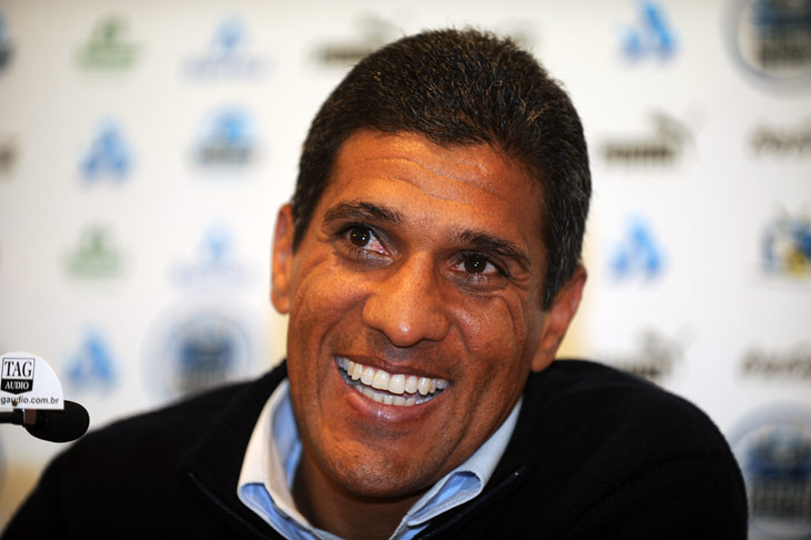 Após não de Kleina e Marco Aurélio, Ponte deve contratar Silas, ex-Grêmio e Flamengo