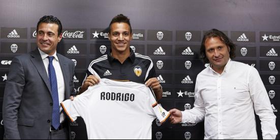 Espanhol: Valencia acerta com o hispano-brasileiro Rodrigo