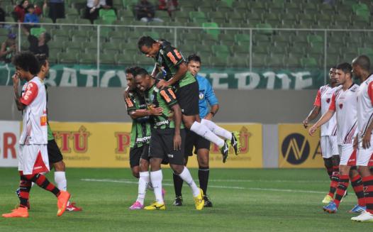 O América-MG luta para voltar a liderança