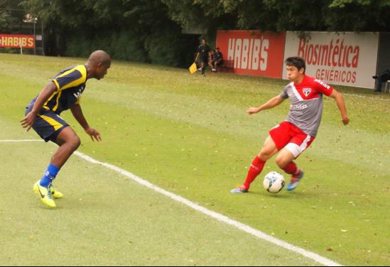 Série D: Zagueiro André Ribeiro comemora maior tempo de trabalho para o Grêmio Barueri 2 0002050015654 img