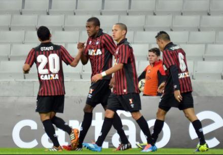 Atlético-PR x Fluminense – Duelo direto pelo G4…