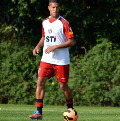 Antonio Carlos desfalca o São Paulo em Goiânia