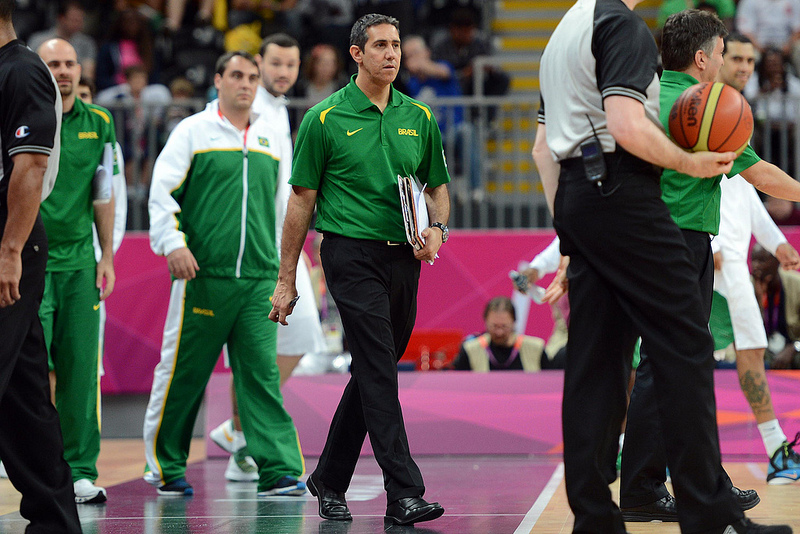 Basquete: Brasil perde da Argentina e avança em 2º no Sul-Americano