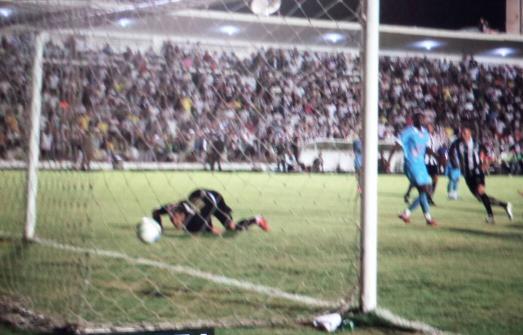 Treze 3 x 0 Paysandu - Papão cada vez mais no buraco... 2 0002050016139 img