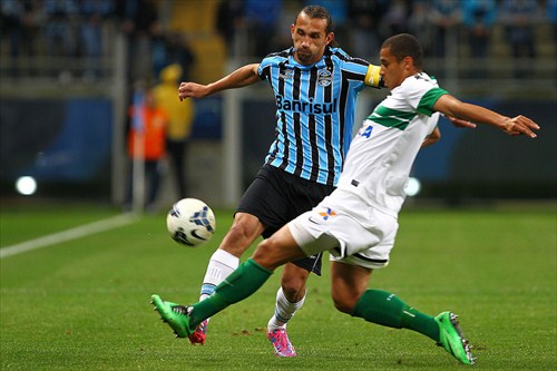 Grêmio 2 x 3 Coritiba – Tricolor passa vexame na Arena