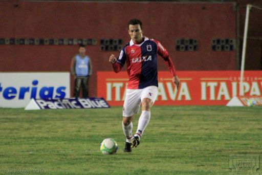 Série B: Suspenso, Gustavo apoia substituto no Paraná