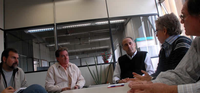 O presidente Celso Christofoletti e os secretários Arthur Ribeiro e João Francisco Rodrigues de Godoy