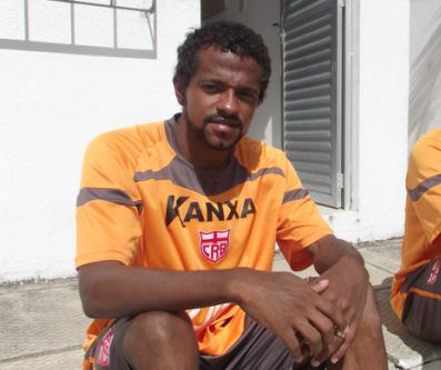 Diego Rosa forma o meio-campo da Seleção