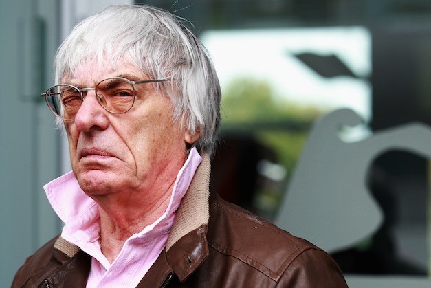 Velocidade: Ecclestone tenta acordo milionário em caso de suborno