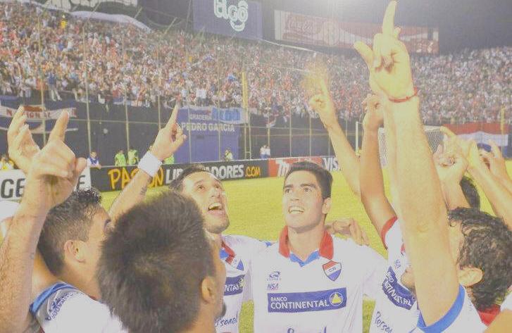 LIBERTADORES: Defensor vence, mas Nacional-PAR é o primeiro finalista