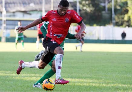 F: Carlos Insaurriaga