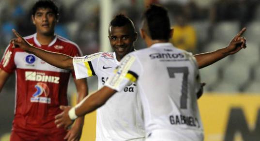 Santos tenta nova vitória