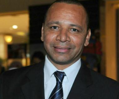 Pai de Neymar será testemunha no caso entre Santos e Barcelona