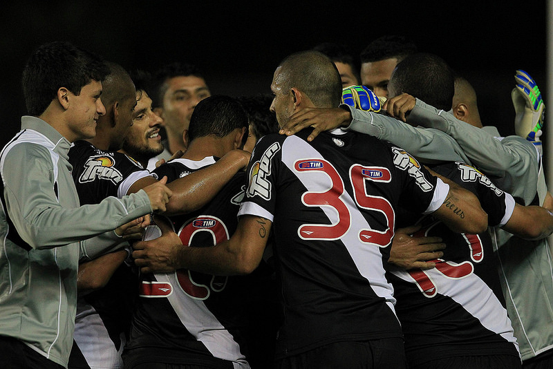 COPA DO BRASIL: Vasco e Novo Hamburgo nas oitavas. São Paulo e Ceará vencem fora de casa e abrem vantagem para a volta