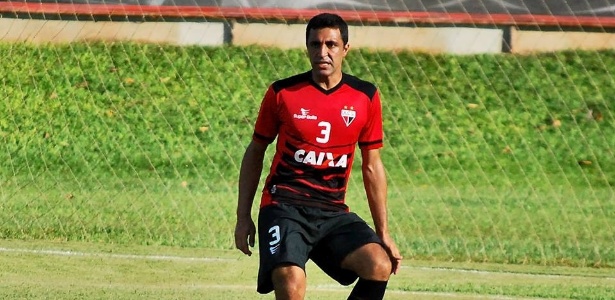 Série B: Zagueiro Lino comemora sequência de vitórias do Atlético-GO