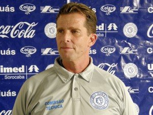 Ex-técnico do Palmeiras, Karmino Colombini analisa proposta da Série C