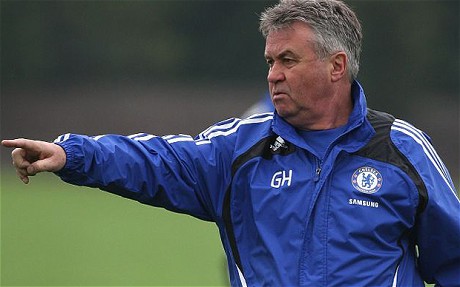 Hiddink assume Holanda e promete manter estilo de jogo
