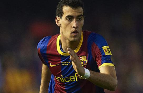 Sergio Busquets herdou a camisa 5 de Puyol