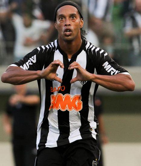 Ronaldinho Gaúcho tem intenção de jogar no Grêmio
