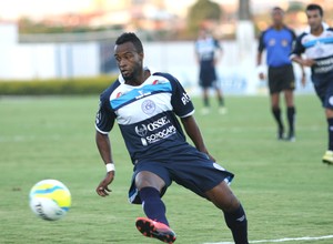 Série C: Após Maranhão ficar mais distante, Guarani tenta a contratação de Veloso