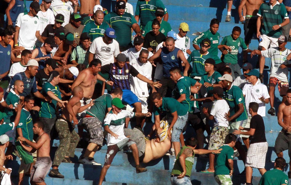 BOMBA! Goiás é punido por bomba e perde quatro mandos no Brasileirão