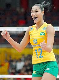 Vôlei: Jaqueline festeja volta à seleção de vôlei com vitória