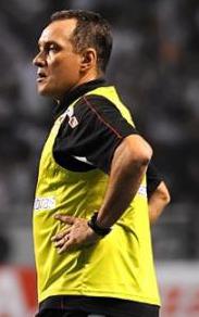 PC Gusmão acaba com série de seis jogos sem vitória