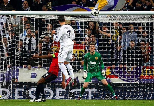 Manchester United vence Real com recorde de público