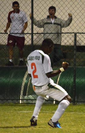 Vibração na comemoração do gol da Cabofriense em cima do campeão paulista, o Ituano - Fotos: Andréia Maciel