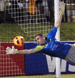 ​Série C: Goleiro repete última atuação na competição e Duque desencanta