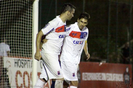Série B: Técnico do Paraná espera recuperação de Giancarlo