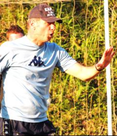 Técnico Ivan Izzo, comandante do Santo André