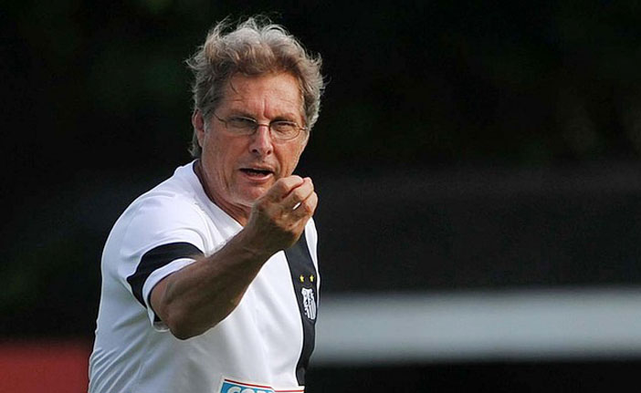 Oswaldo de Oliveira prepara Damião para jogar o clássico