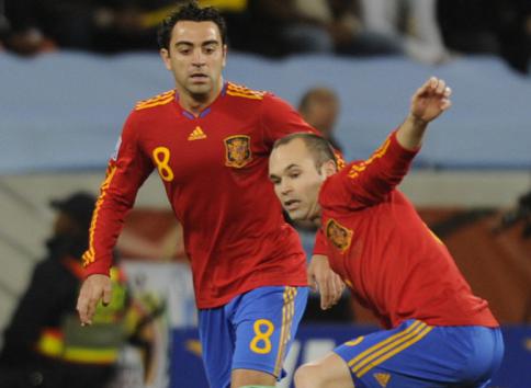 Xavi não joga mais pela Fúria, onde conquistou o Mundial em 2010