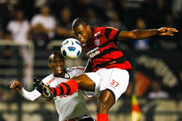 Série B: Vila Nova acerta com Gustavo “Geladeira”