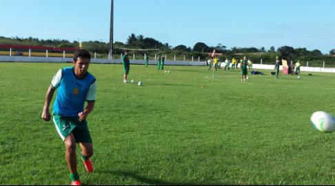 Eloir é o artilheiro do Tubarão, com seis gols