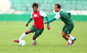 Sérgio do Prado elogia desempenho do lateral Oliveira no Guarani