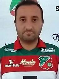 Vitor Grachet espera acertar com um novo clube nas próximas semanas