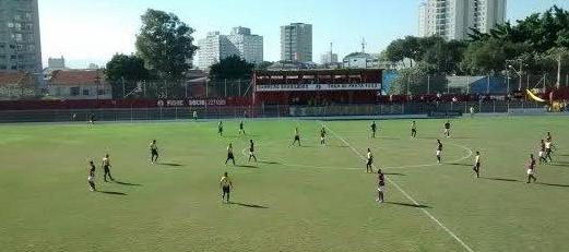 A partida aconteceu no estádio da Rua Javari