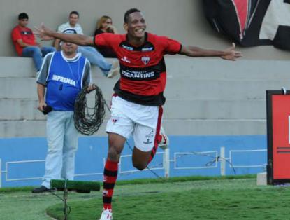 Figueirense contrata Marcão, ex-Atlético-GO e Atlético-PR
