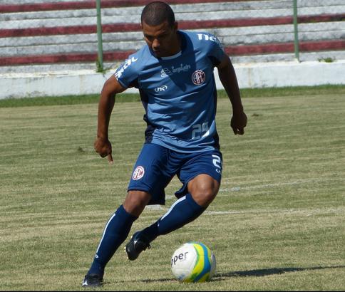 F: Raffa Tamburini/America