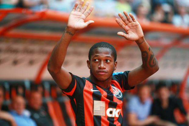 Após disputar Nilmar com Corinthians, Inter “briga” com Flamengo para contratar Fred